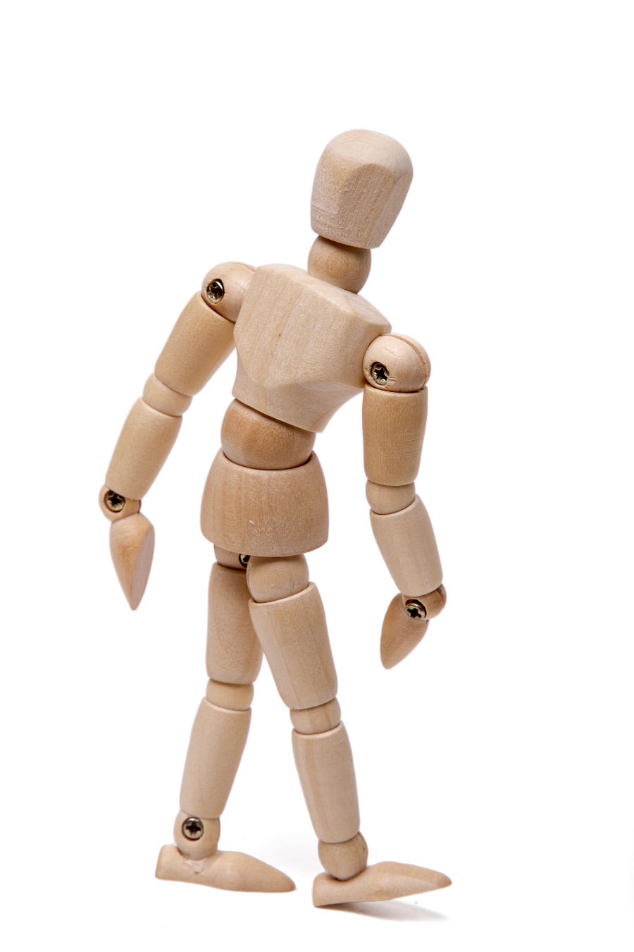 Wooden-dummy-of-a-child-with-poor-posture.jpg